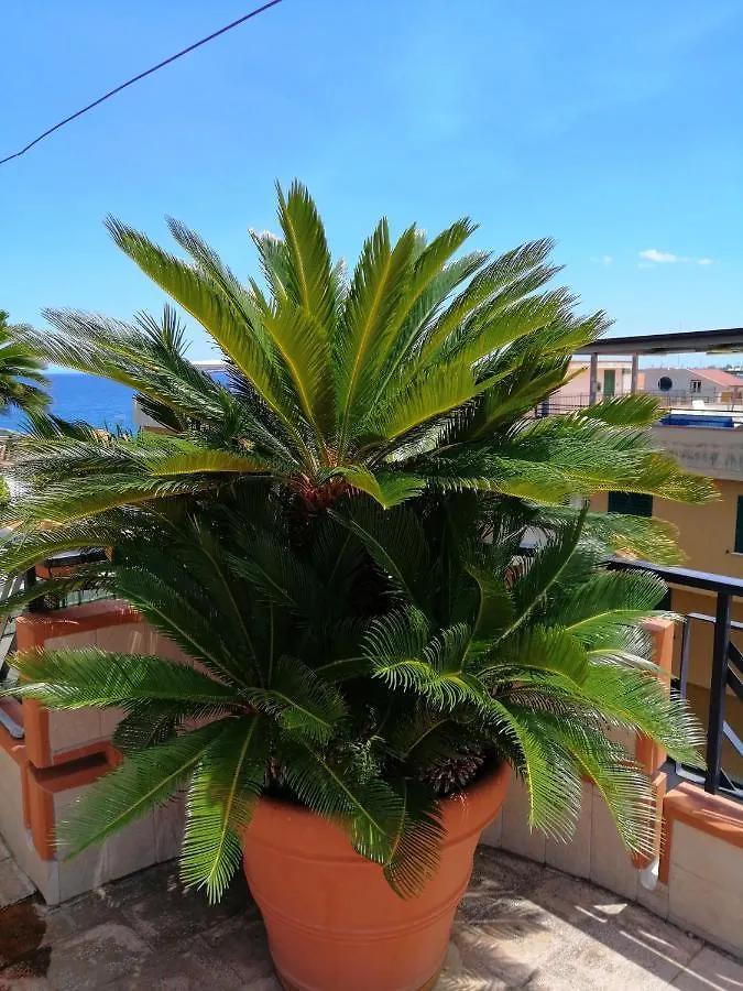 Casa 1 Sole - Mare - Montagna E Terrazza Panoramica Διαμέρισμα Riposto