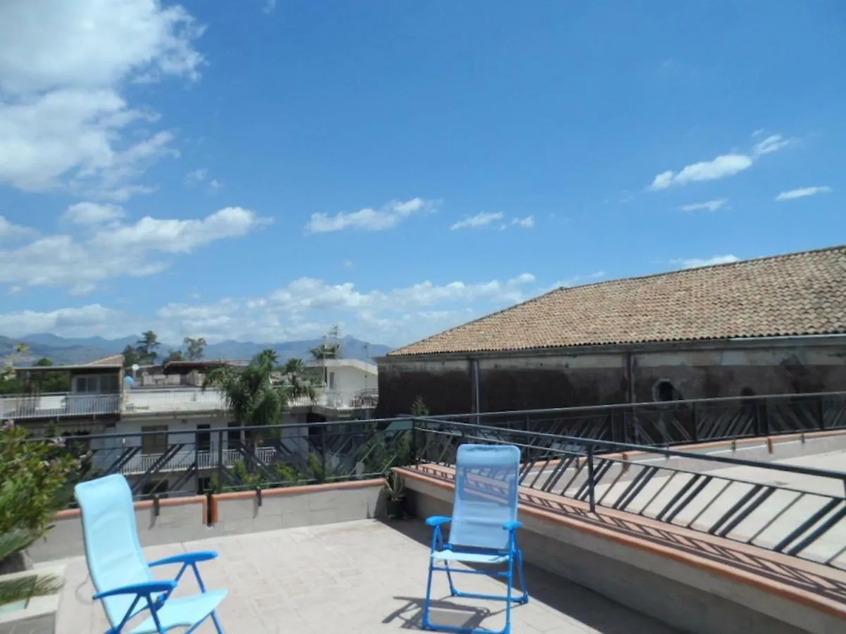 Casa 1 Sole - Mare - Montagna E Terrazza Panoramica Διαμέρισμα Riposto